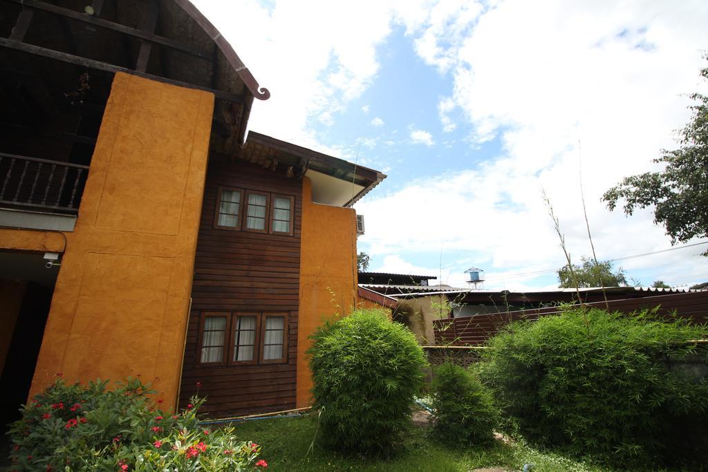 Paifah Boutique House Hotel ภายนอก รูปภาพ